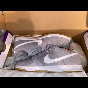NWB Nike SB Wolf Grey Dunk Low